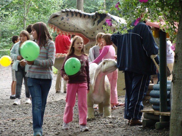 tumy-wsrod-dinozaurow-29017