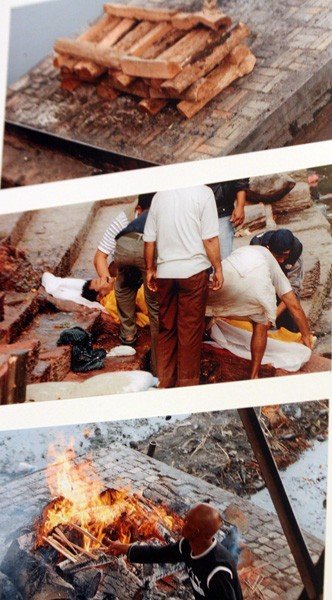 dwor-czarne-w-barwach-indii-i-nepalu-29029