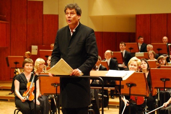 lekko-i-przyjemnie-w-filharmonii-29051