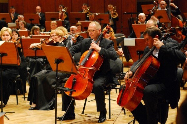 lekko-i-przyjemnie-w-filharmonii-29051
