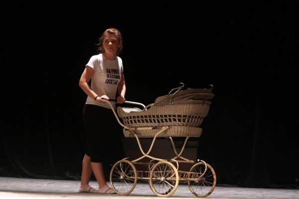 mdlenie-na-scenie-i-dialogi-balonow-29084