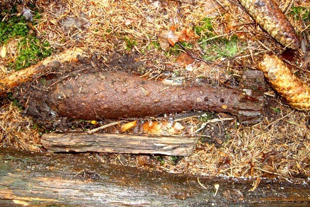 wybuchowe-pamiatki-tuz-przy-szlaku-29095
