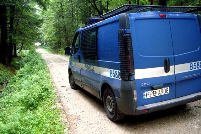 wybuchowe-pamiatki-tuz-przy-szlaku-29095