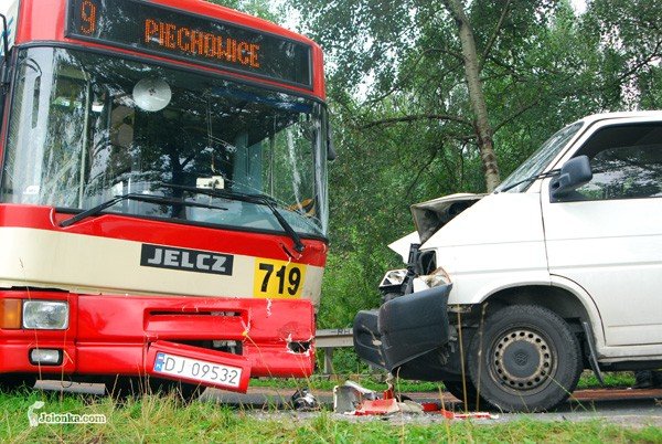 dziewiatka-i-bus-w-opaach-29160