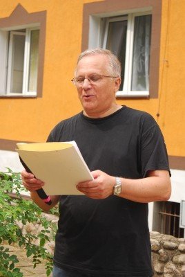 piknik-przy-dziurawej-skale-z-obrazem-w-tle-29205