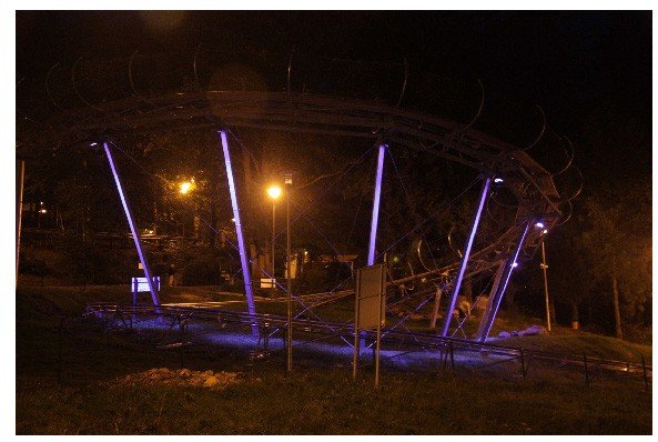 nocne-zjazdy-w-penym-swietle-29225