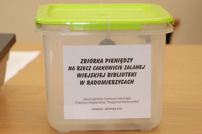 na-ratunek-bibliotece-w-radomierzycach-29346