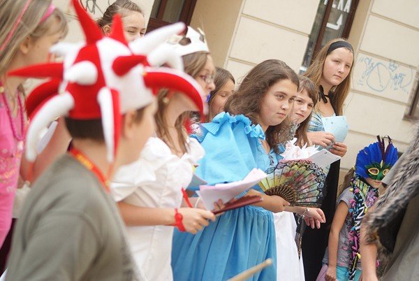 taniec-wojownikow-na-placu-piastowskim-29347
