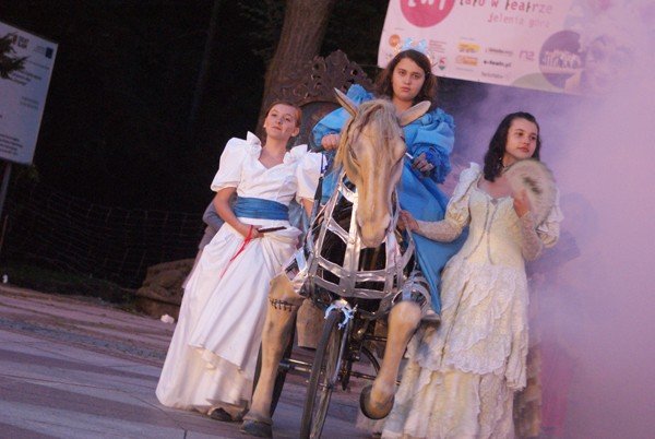 triumfalny-wjazd-marysienki-do-cieplic-29392