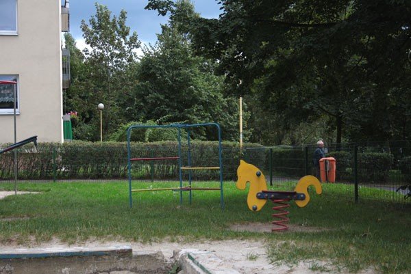 zabobrzanska-posucha-na-place-zabaw-29468