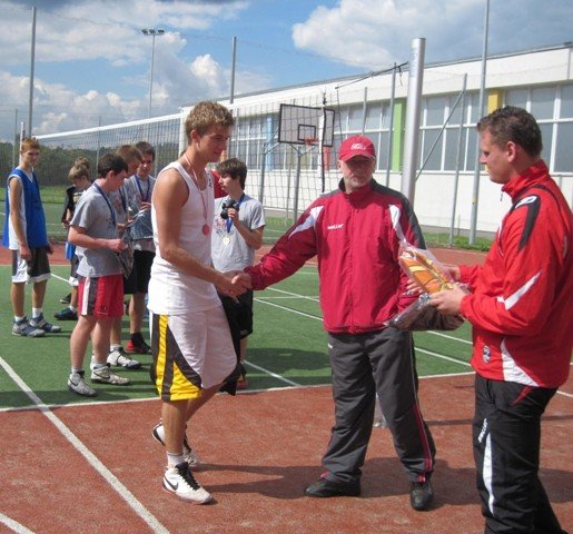 fix-team-wygrywa-turniej-street-balla-29497