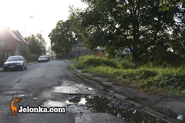 powstancow-slaskich-w-pazdzierniku-jak-po-stole-29519