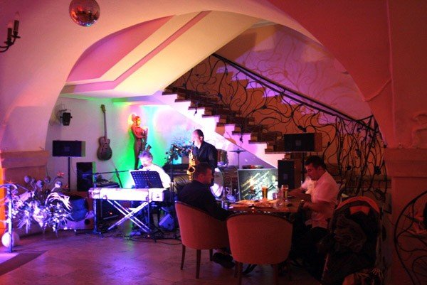 jazzujacy-powiew-jesieni-w-casparze-29528