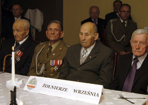 oddali-hod-bohaterom-wrzesnia-1939-roku-29585