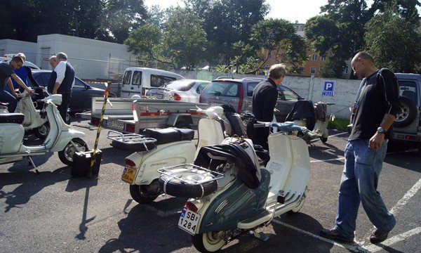 lambretty-na-zotniczej-29626