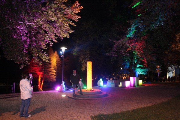 ozywajace-barwy-iluminacji-pod-sniezka-29632