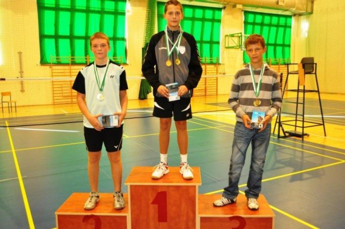badmintonisci-chojnika-punktowali-w-sobotce-29678
