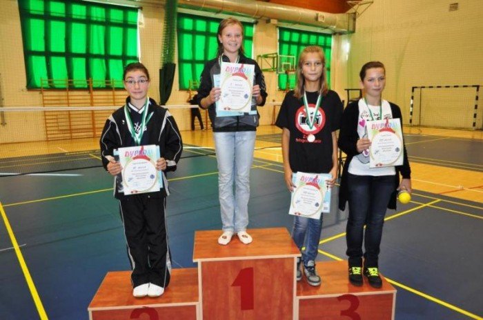 badmintonisci-chojnika-punktowali-w-sobotce-29678