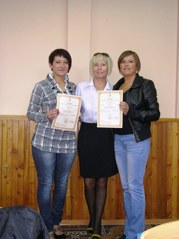 odebrali-dyplomy-i-gratulacje-29684