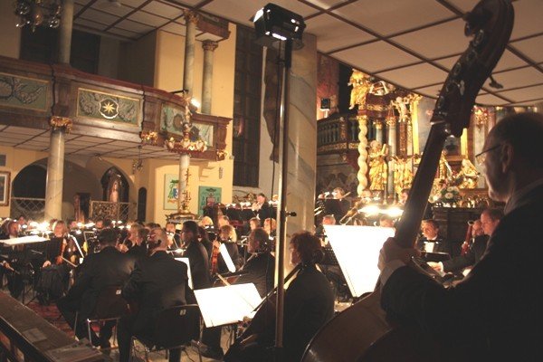 muzyczne-serce-dla-powodzian-29698