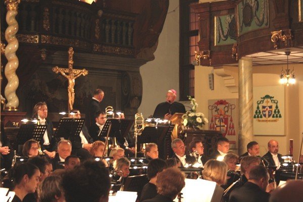 muzyczne-serce-dla-powodzian-29698