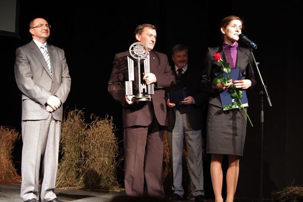 dostali-klucze-do-bram-sukcesu-29730