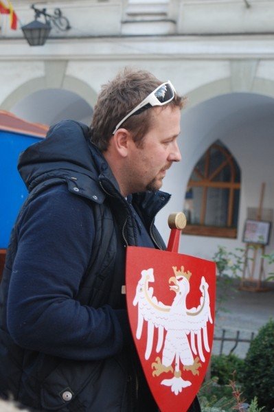 sredniowieczne-klimaty-przy-ratuszu-29768