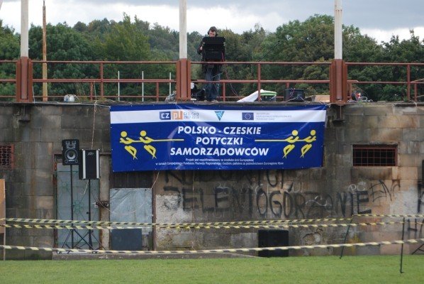 w-strefie-toxic-ujezdzali-byka-samorzadowcy-z-rodzinami-29771