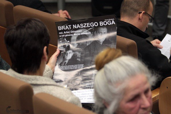 waesa-bohater-czy-potwor-29801