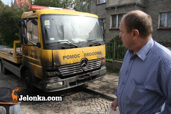 kto-podpala-samochody-pomocy-drogowej-29868