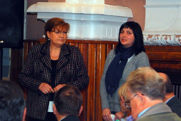 o-niepaleniu-smieci-w-sali-kominkowej-29983