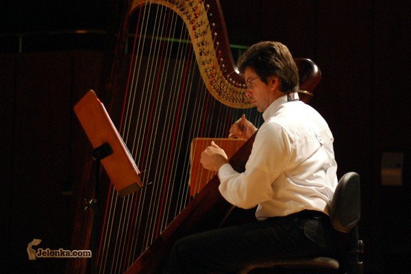 w-filharmonii-czarowali-harfa-i-klarnetem-29985