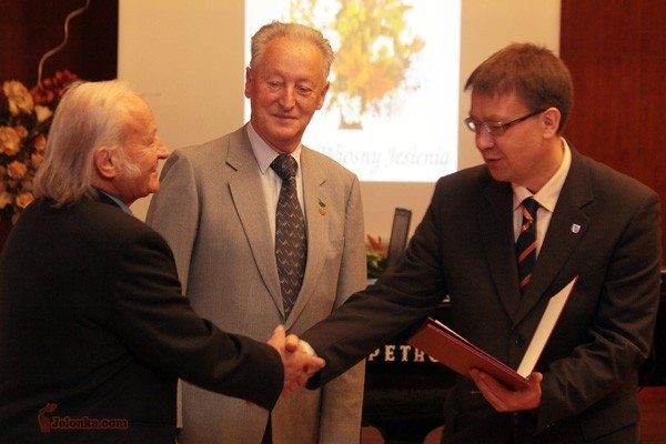 modsi-sa-szybsi-seniorzy-znaja-skroty-30002