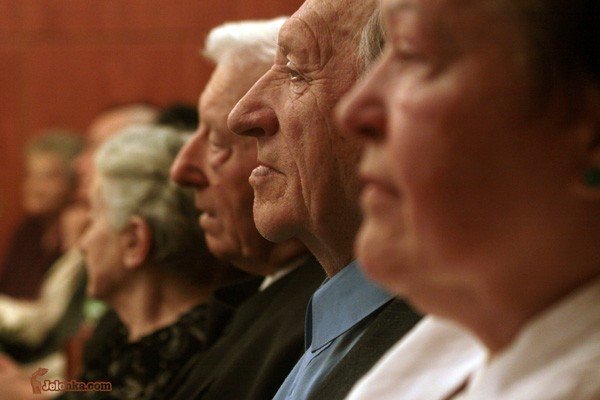 modsi-sa-szybsi-seniorzy-znaja-skroty-30002