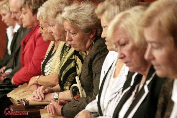 modsi-sa-szybsi-seniorzy-znaja-skroty-30002