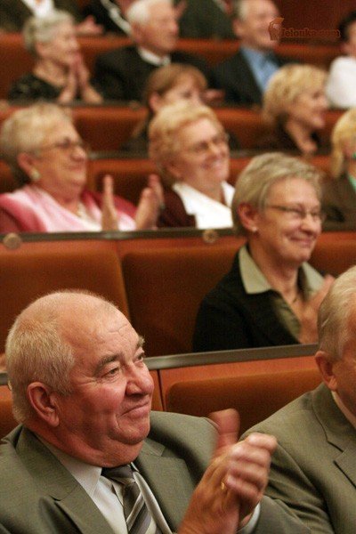 modsi-sa-szybsi-seniorzy-znaja-skroty-30002