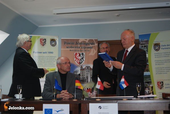 powiat-jeleniogorski-i-aachen-20-lat-wspopracy-30010