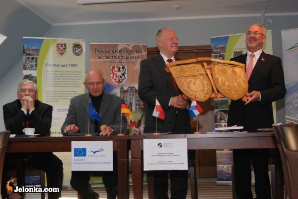 powiat-jeleniogorski-i-aachen-20-lat-wspopracy-30010