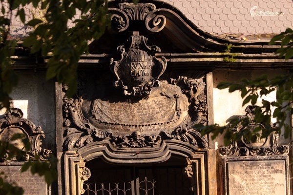 ponad-cztery-miliony-zotych-na-barokowa-pere-jeleniej-gory-30053