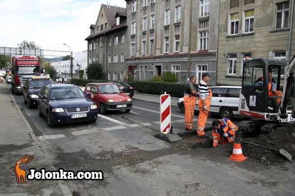 roboty-drogowe-potrwaja-prawie-dwa-miesiace-30112