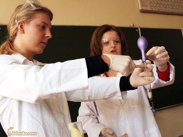 chemiczne-fajerwerki-na-dolnoslaskim-festiwalu-nauki-30132