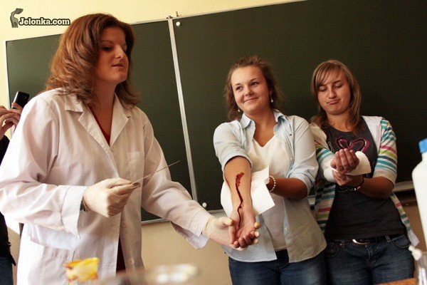 chemiczne-fajerwerki-na-dolnoslaskim-festiwalu-nauki-30132