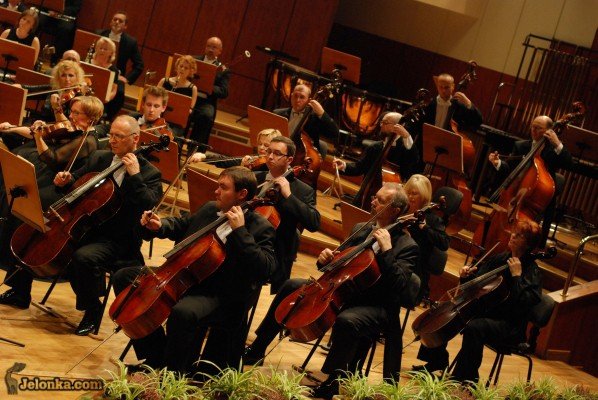 gitarowy-popis-wirtuozerii-w-filharmonii-dolnoslaskiej-30142