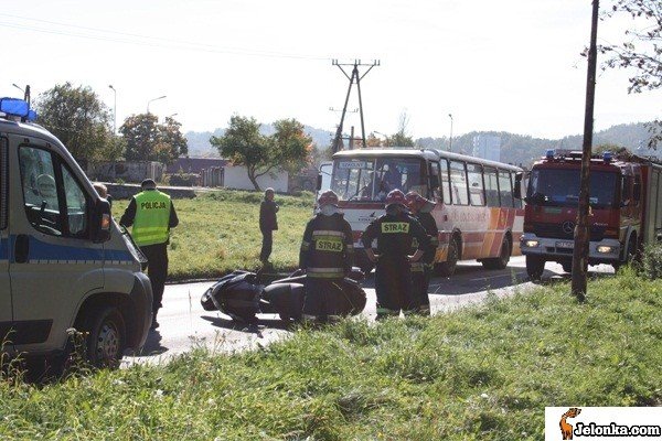 skuterem-w-autobus-szkolny-30146
