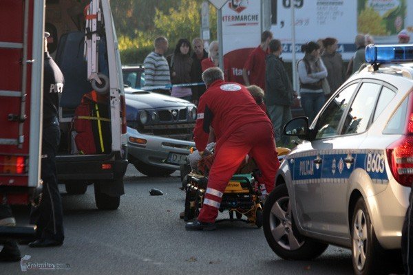 motocyklistka-w-opaach-na-ulicy-gowackiego-30147
