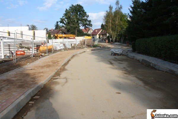 trudne-zycie-przy-budowie-tesco-30152