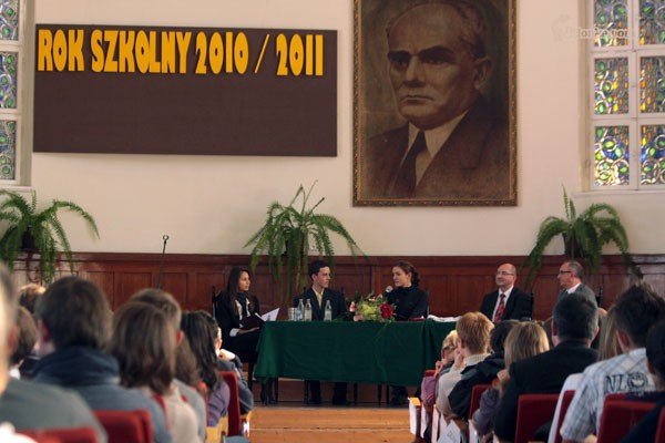 woszczowska-wrocia-do-szkolnej-awy-we-wspomnieniach-30216