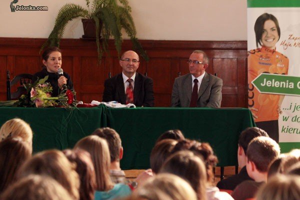 woszczowska-wrocia-do-szkolnej-awy-we-wspomnieniach-30216
