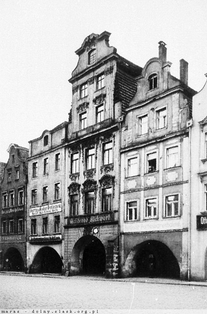 kamienica-pod-zotym-mieczem-powrot-do-swietnosci-30248