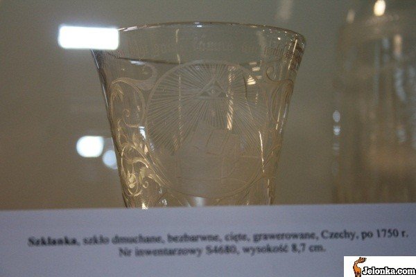szklanka-masonow-i-dzbanek-ze-sniezka-30259